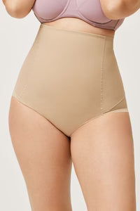 Cueca de compressão média e alta redução