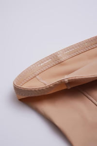 Cueca de compressão média e alta redução