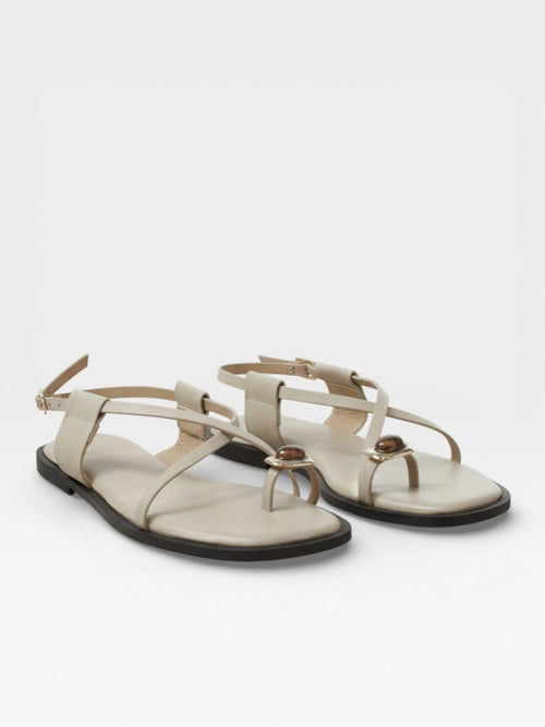 Flat sandals with Joya detail