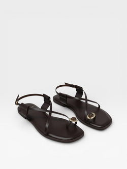 Flat sandals with Joya detail