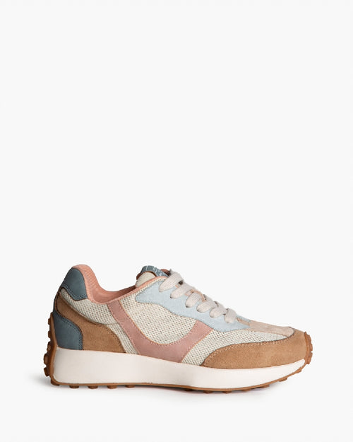 Sapatilhas desportivas urban chic em tons pastel