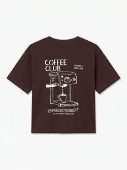 T-shirt castanha Coffee Club de manga curta, vista de frente