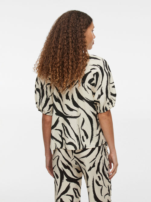 Blusa Manga 3/4 com Decote em V e Laço