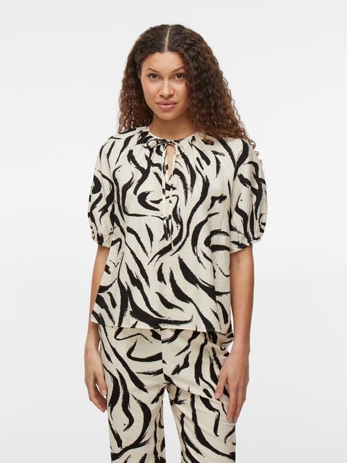 Blusa Manga 3/4 com Decote em V e Laço