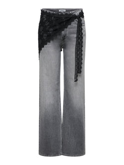 Lenço Preto em Renda