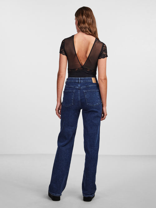 Body Preto com Renda e Detalhes em Mesh