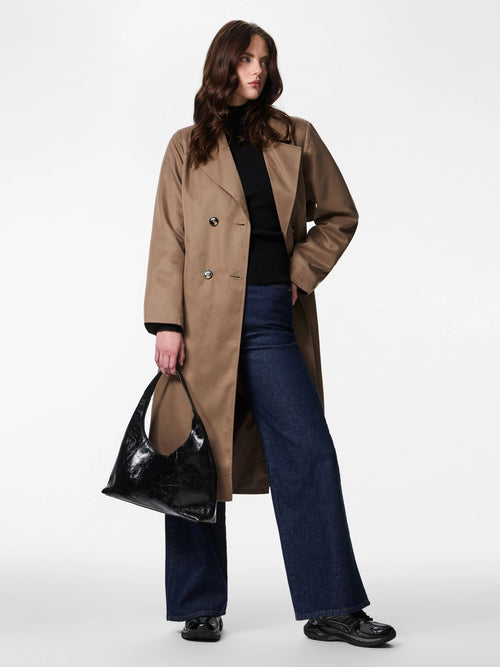 Trench Coat com Cinto e Botões Duplos