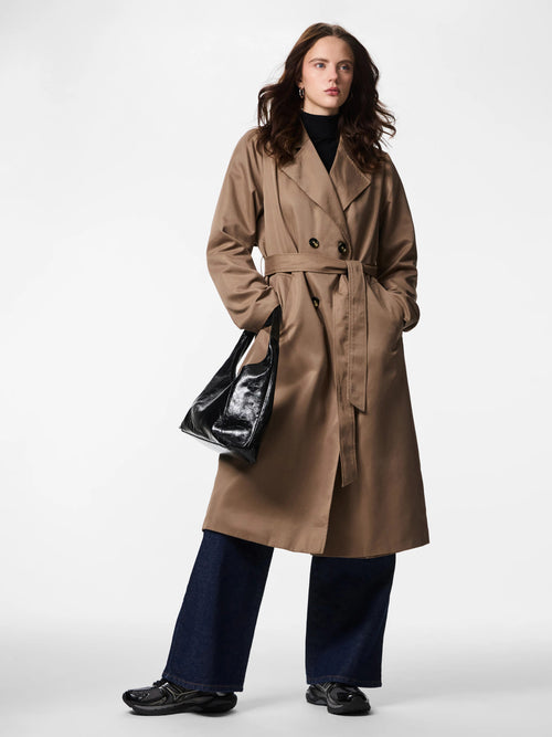 Trench Coat com Cinto e Botões Duplos