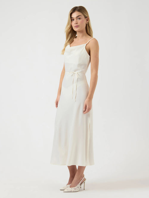 Vestido Midi Slip Dress com Decote Degagê