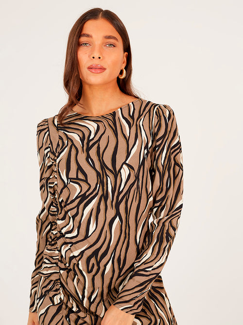 Long-sleeved ruched detail dress