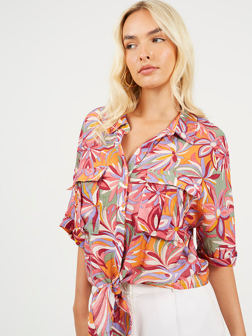 Camisa abstrata urbana com atilho