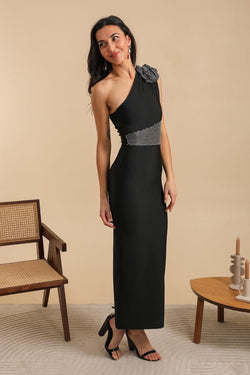Vestido midi assimétrico com flor e strass