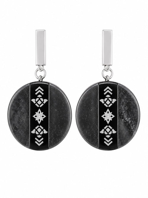 Brincos Pendentes Disco Pedra Negra Gravado Prateado