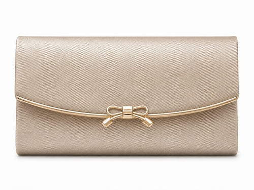 Clutch Estruturada com Fecho Twist e Corrente
