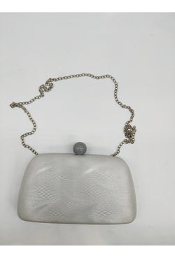 Clutch de Noite com Armação Metálica
