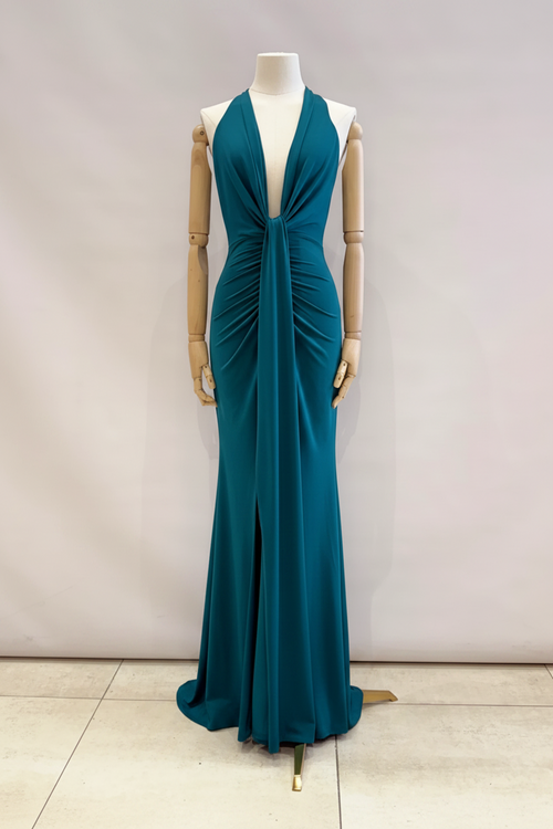 Vestido reto maxi halter decote V costas abertas